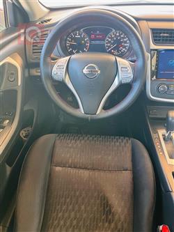 نیسان ئەلتیما